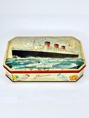 Vintage c 1940 Benson's RMS Queen Mary Candy Tin Shawshank Redemption Prop RARE!